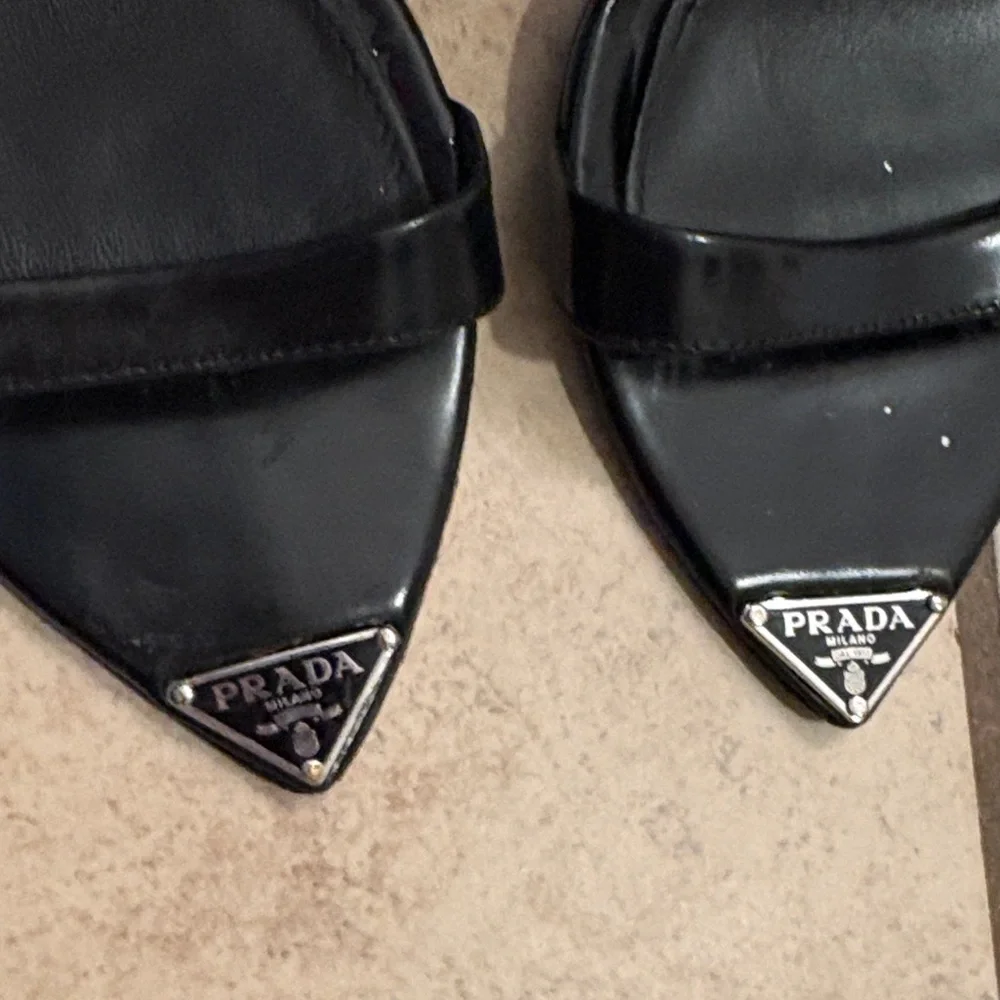 Prada Black Patent Leather Heels - Picture 2 of 4